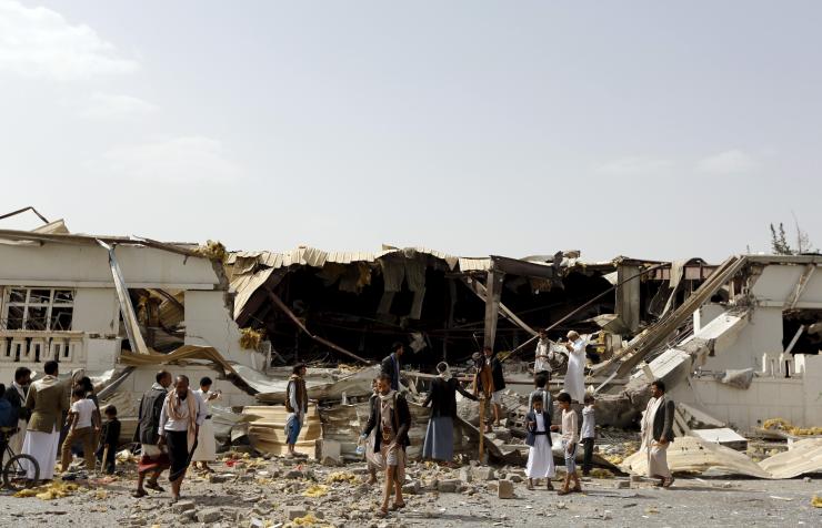 yemen-bombed-factory